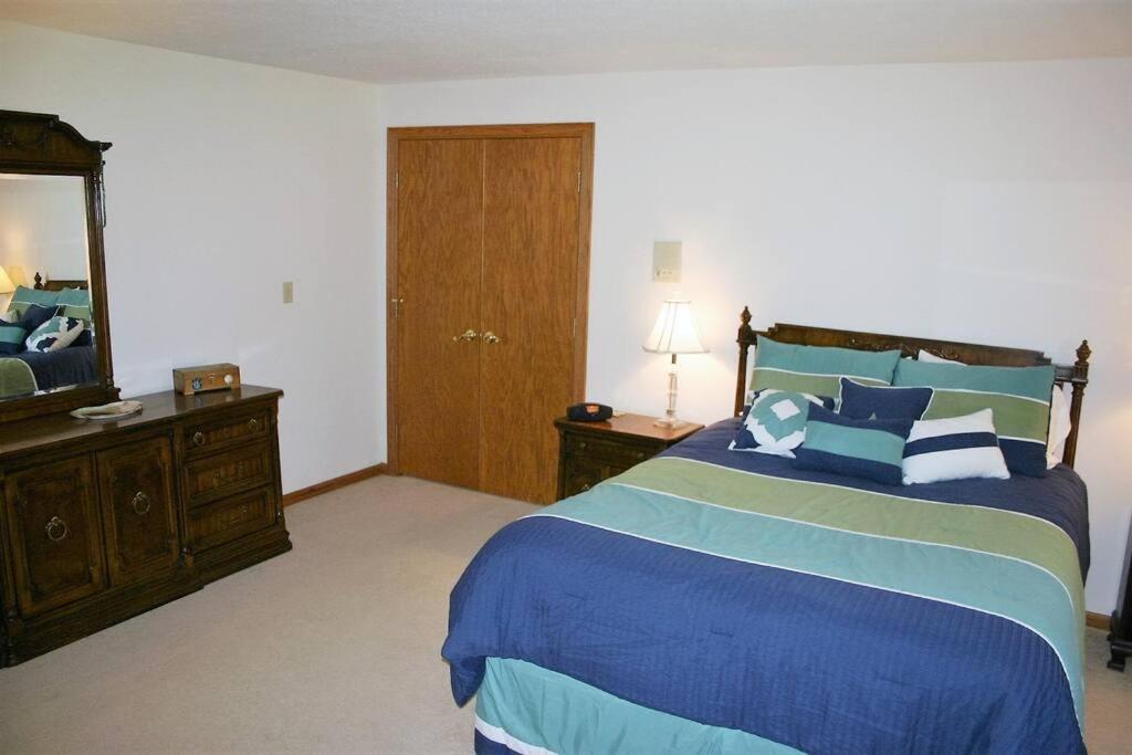 Private Guest Suite On The Portage Lakes Akron Exteriör bild