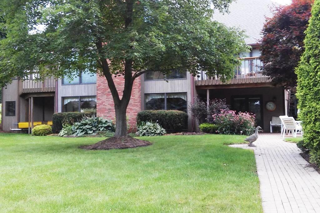Private Guest Suite On The Portage Lakes Akron Exteriör bild